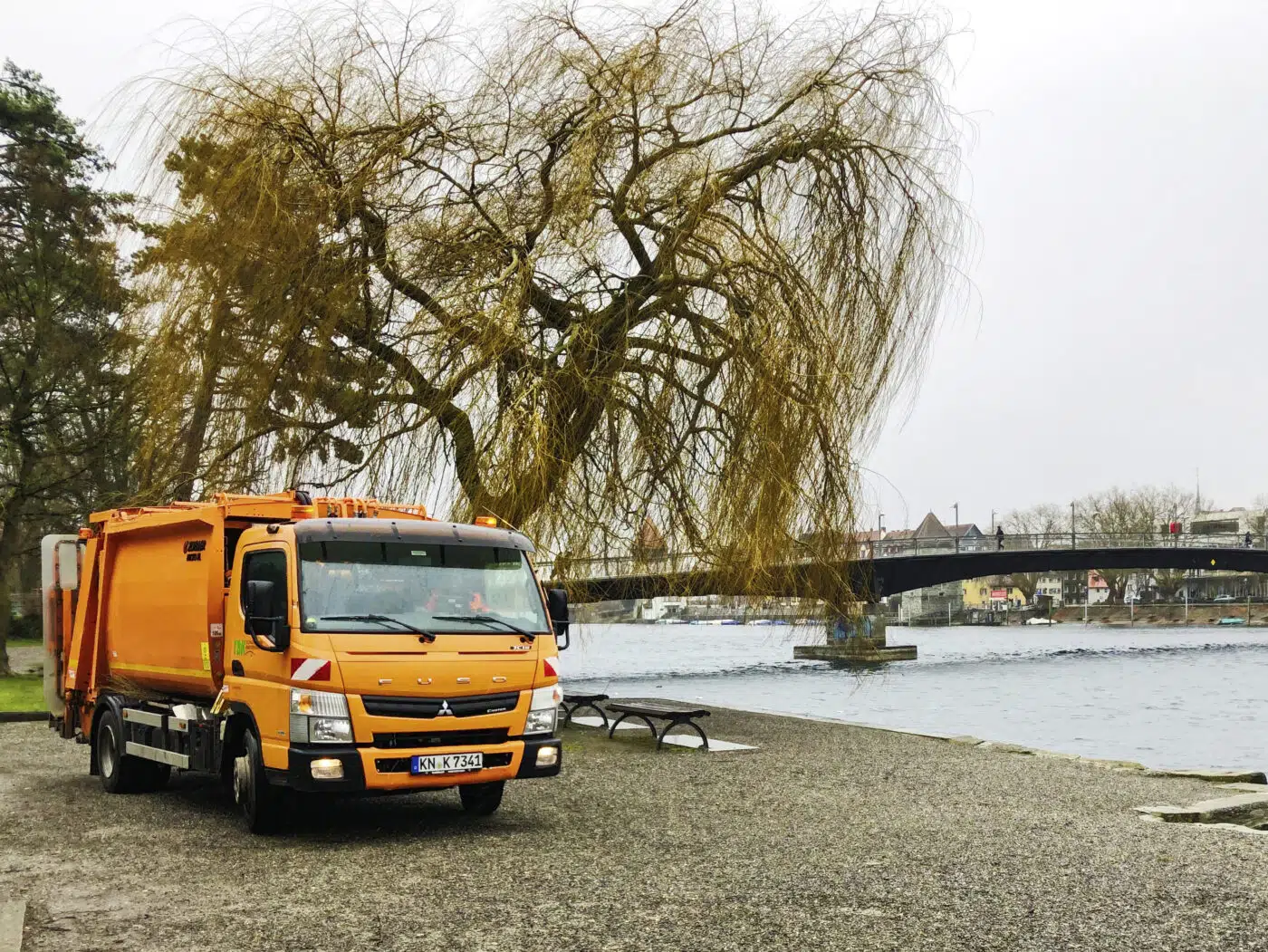 Utrzymanie i pielęgnacja przestrzeni publicznej miasta to zadanie Technische Betriebe Konstanz (TBK). W skład zespołu spółki komunalnej wchodzi również kilka Canterów FUSO.